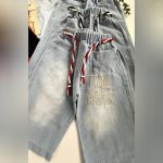 تیشرت و شلوارک جین اسپرت