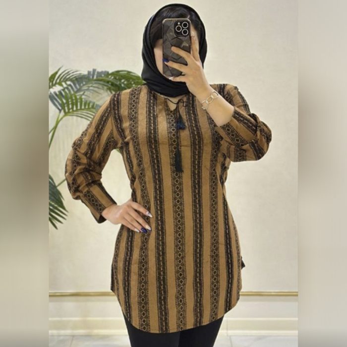 تونیک یقه کوبایی
